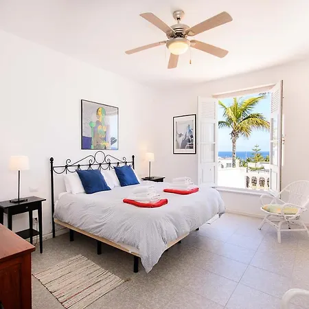 La Casa Del Puerto, * פוארטו קאלרו